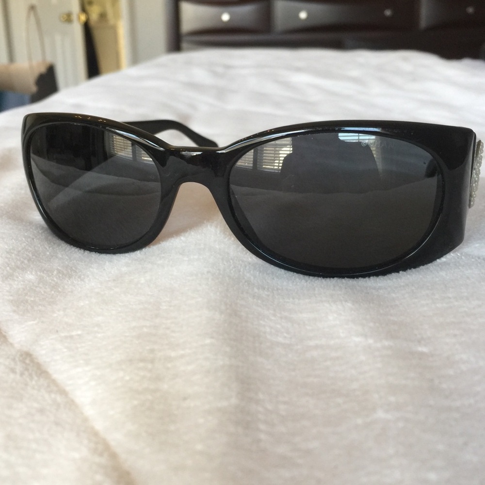 Chanel Black Sunglasses with Pearl Logo